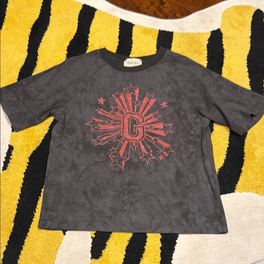 Gucci Gray and Red Short Sleeve Tee with Starburst Design
